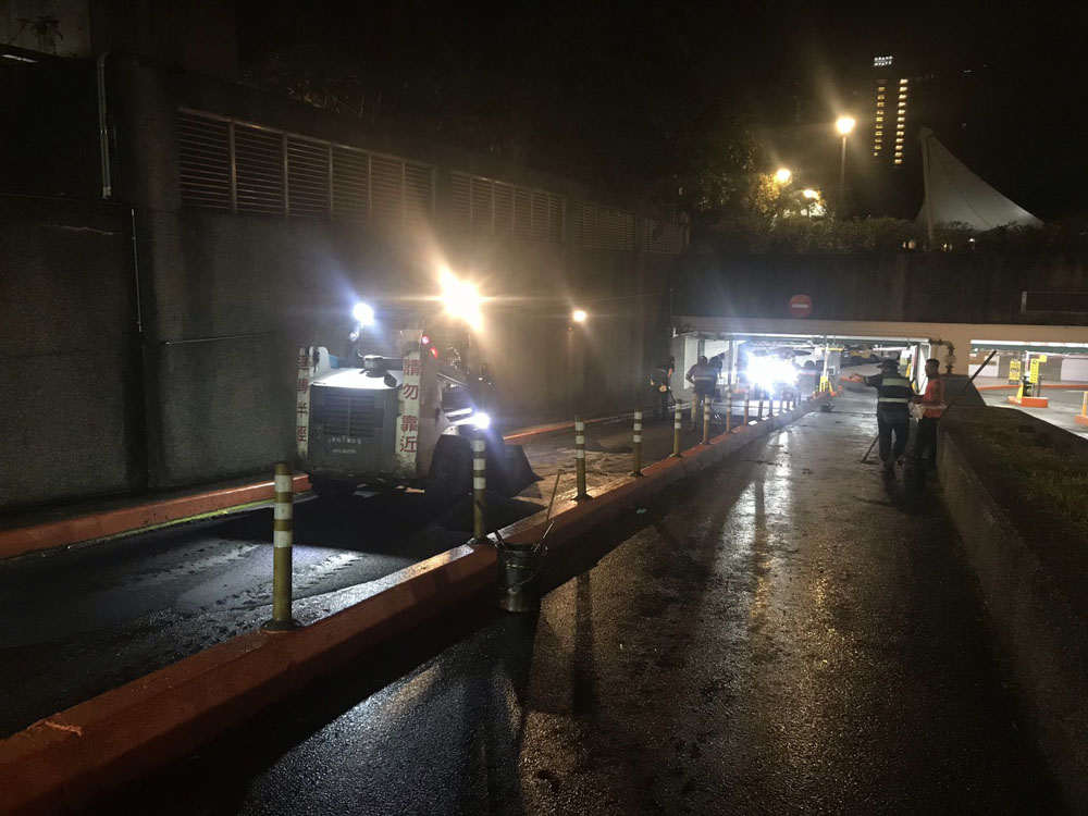 台北市政府地下室停車場柏油鋪設
