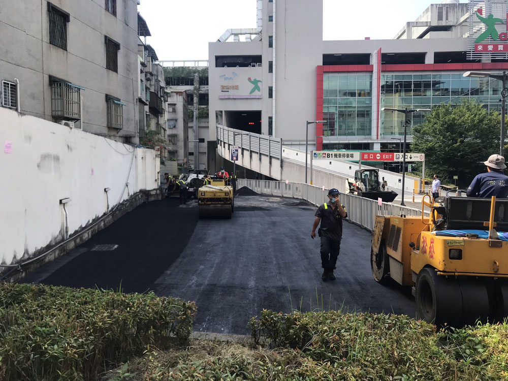 板橋愛買柏油鋪設工程