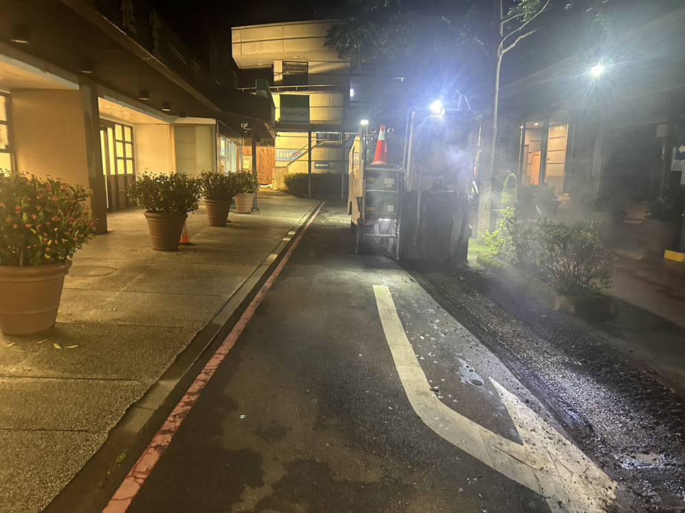 台北市第二殯儀館柏油鋪設