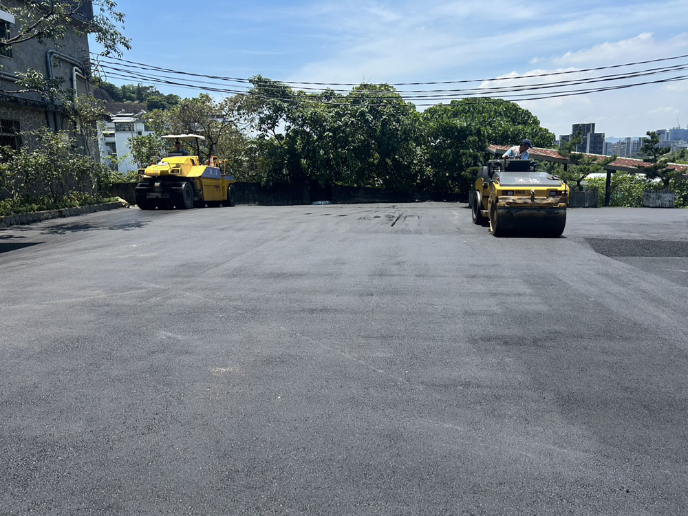 土城廠房停車場柏油鋪設