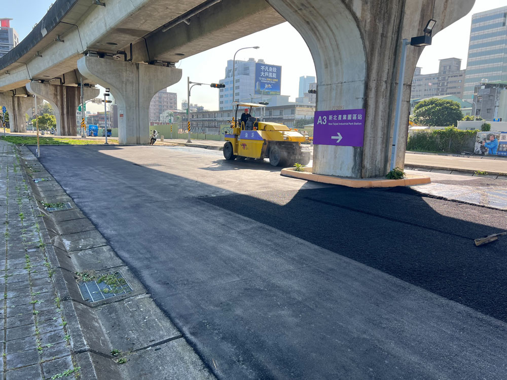 機場捷運停車場瀝青工程