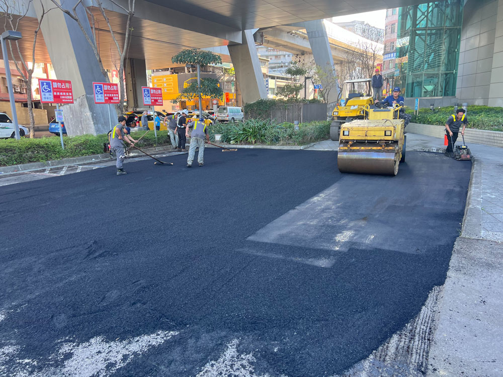 機場捷運停車場瀝青工程