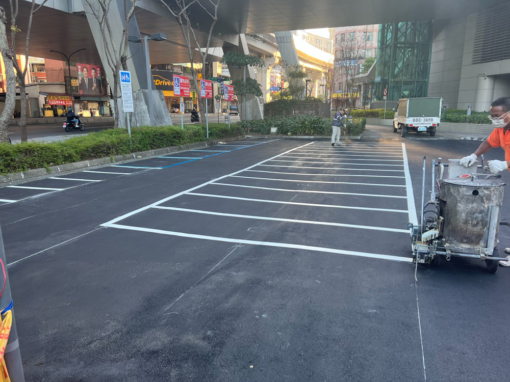 機場捷運停車場瀝青工程