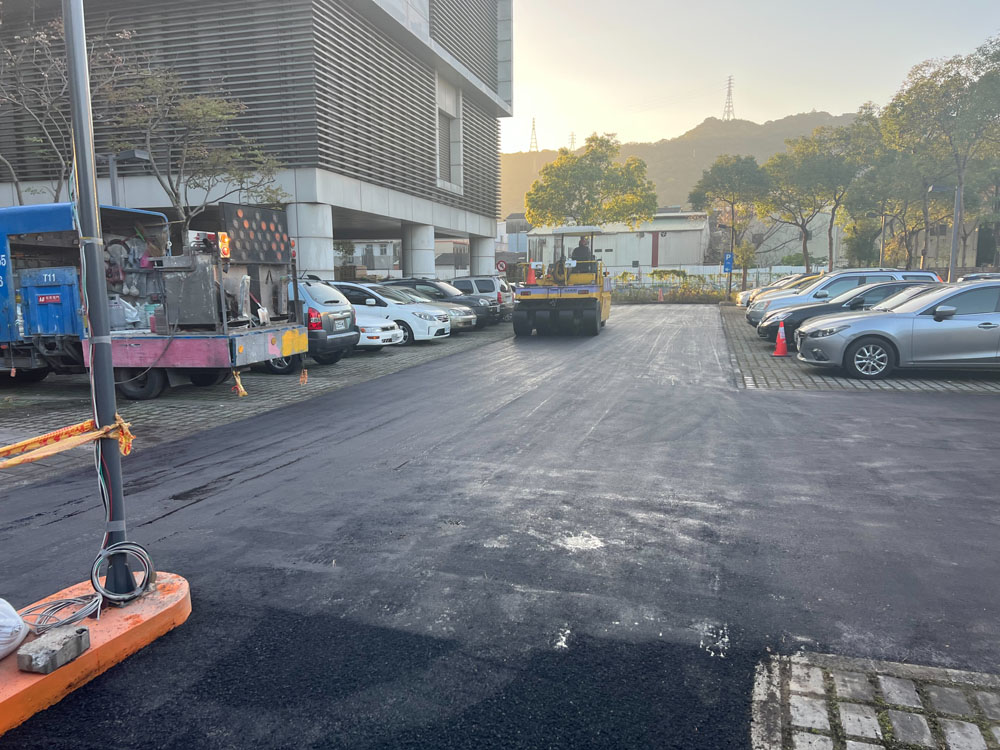 機場捷運停車場瀝青工程