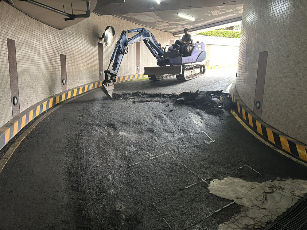 內湖社區斜坡車道瀝青鋪設/刨除/切割/熱拌標線